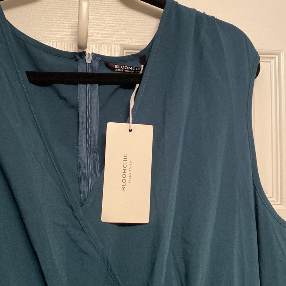 Brand New BloomChic Sleeveless Wide Leg Jumpsuit…size 22-24 - Picture 6 of 6
